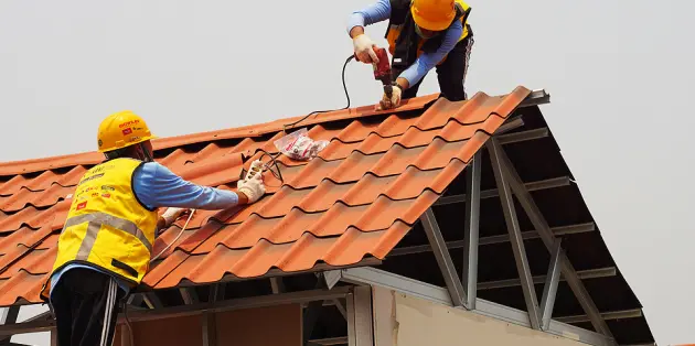 Nettoyage de dallage à Saint-Hilaire-de-Court pour des abords plus accueillants – K.R Façadier Peintre