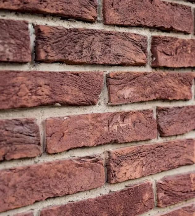 Réhabilitation des façades poreuses avant reprise des revêtements – Façadier Peintre 18