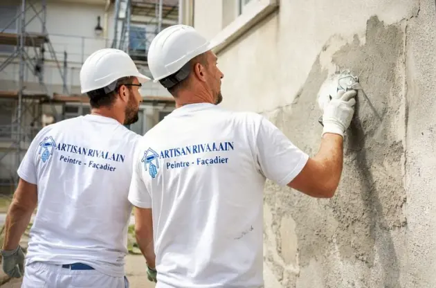 Ravalement de façade avec gestion des zones de ruissellement – Façadier Peintre 18