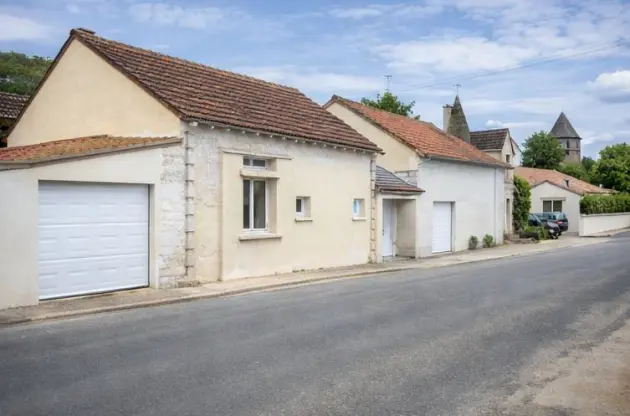 Traitement des façades encrassées avant ravalement – Façadier Peintre 18